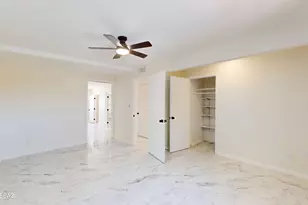 9051 E Cooper St, Tucson, AZ 85710 - Photo 15