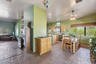 275 W Silver Sky Pl, Green Valley, AZ 85614 - Photo 23