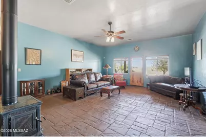 275 W Silver Sky Place, Green Valley, AZ 85614 - Photo 11