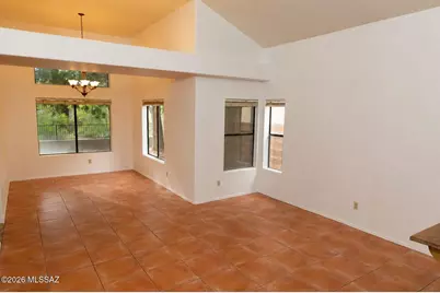8521 N Spring Creek Drive, Tucson, AZ 85742 - Photo 5