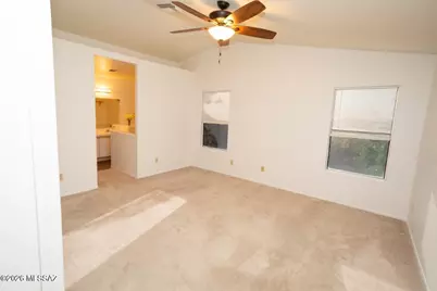 8521 N Spring Creek Drive, Tucson, AZ 85742 - Photo 15