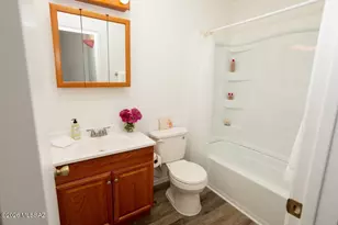 8521 N Spring Creek Dr, Tucson, AZ 85742 - Photo 21