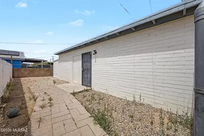 138 W District Street, Tucson, AZ 85714 - Photo 15