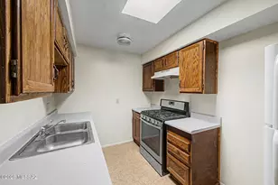 138 W District St, Tucson, AZ 85714 - Photo 33