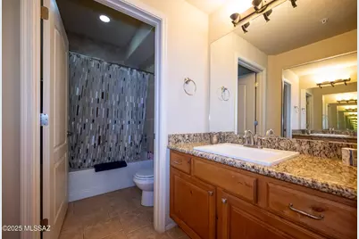 2550 E River Road #20102, Tucson, AZ 85718 - Photo 11