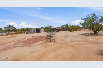 12340 W Vegas Drive, Tucson, AZ 85736 - Photo 21