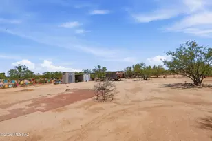 12340 W Vegas Dr, Tucson, AZ 85736 - Photo 21