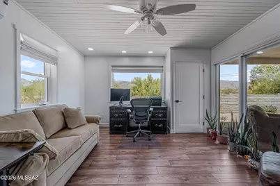 10015 E Fort Lowell Road, Tucson, AZ 85749 - Photo 11