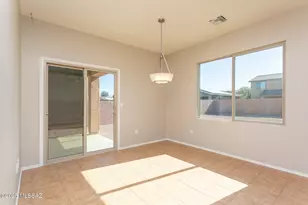 12073 W Hailey Ln, Marana, AZ 85653 - Photo 9