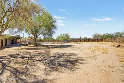 1260 W Morning View Drive, Tucson, AZ 85704 - Photo 31