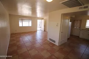 2665 N Leah Pl, Tucson, AZ 85705 - Photo 13