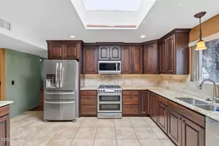 280 S Brown Ave, Tucson, AZ 85710 - Photo 15
