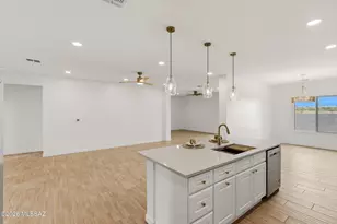 5583 S Swires Rd, Tucson, AZ 85746 - Photo 5