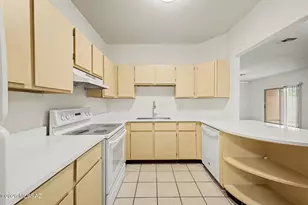 18857 S Esherton Dr, Sahuarita, AZ 85629 - Photo 13