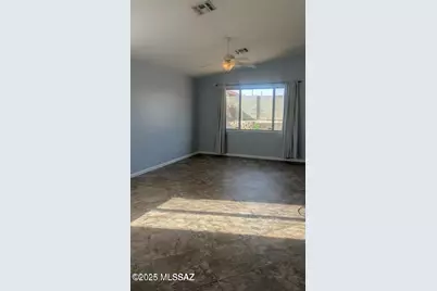 5554 W Carriage Drive, Tucson, AZ 85742 - Photo 11