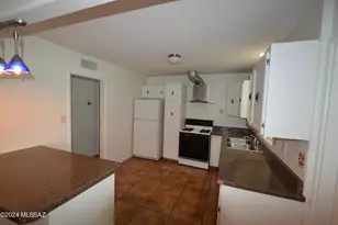 3957 E Hampton Pl, Tucson, AZ 85712 - Photo 3