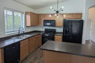 11483 W Magic Song St, Marana, AZ 85658 - Photo 13