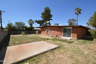 7118 E Elbow Bay Dr, Tucson, AZ 85710 - Photo 15