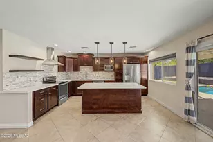 7550 E Rio Verde Dr, Tucson, AZ 85715 - Photo 11