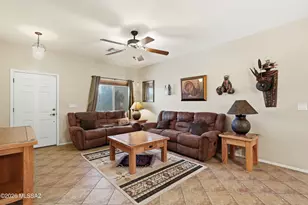 5076 W Wild Burro Spring Dr, Marana, AZ 85658 - Photo 25