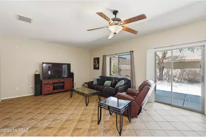 5076 W Wild Burro Spring Drive, Marana, AZ 85658 - Photo 11