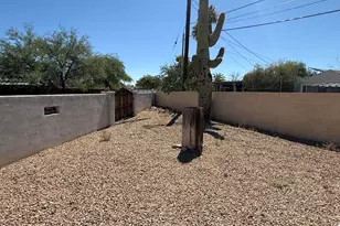 4086 E Montecito St, Tucson, AZ 85711 - Photo 13