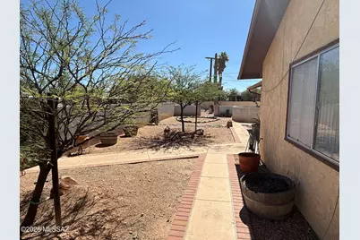 4086 E Montecito Street, Tucson, AZ 85711 - Photo 9