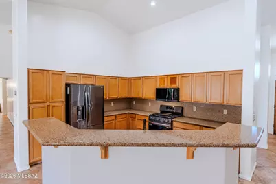 2006 W Silver Rose Place, Oro Valley, AZ 85737 - Photo 9