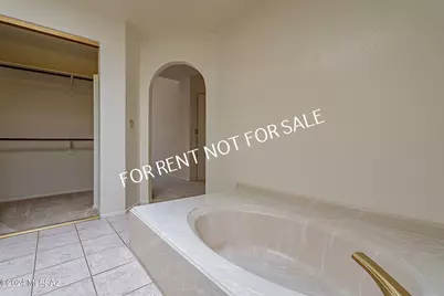 936 E Camino Diestro, Oro Valley, AZ 85704 - Photo 35