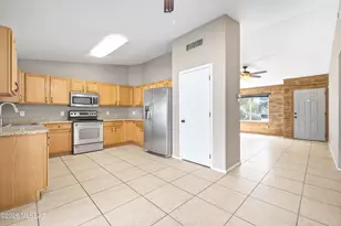 8697 N Golden Moon Way, Tucson, AZ 85743 - Photo 3