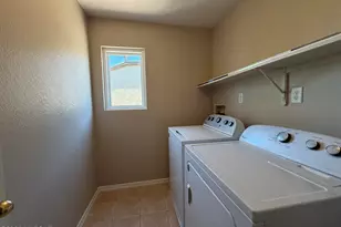 1925 S Mcconnell Dr, Tucson, AZ 85710 - Photo 13