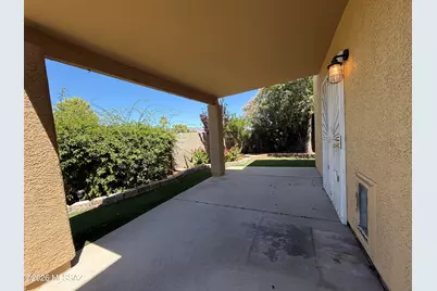 1925 S McConnell Drive, Tucson, AZ 85710 - Photo 31