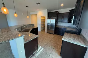 33689 S Presidio Pl, Red Rock, AZ 85145 - Photo 9