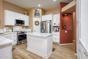12760 N Rangpur Dr, Marana, AZ 85653 - Photo 7