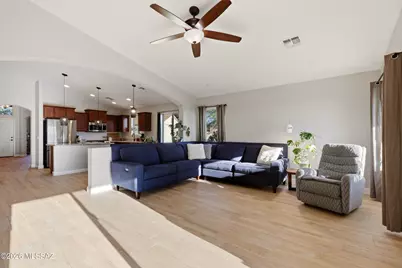610 S Charles L McKay Place, Vail, AZ 85641 - Photo 19