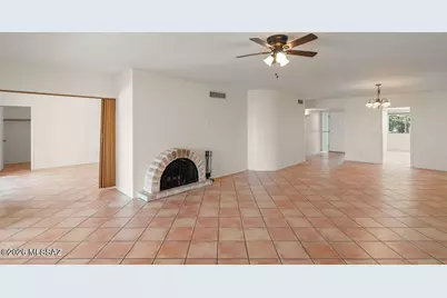 6872 E Calle De Oro, Tucson, AZ 85715 - Photo 9