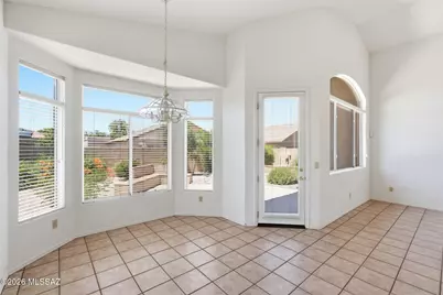 430 E Desert Golf Place, Oro Valley, AZ 85737 - Photo 11