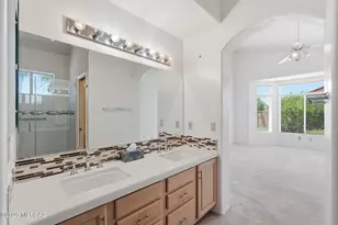 430 E Desert Golf Pl, Oro Valley, AZ 85737 - Photo 17