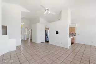 430 E Desert Golf Pl, Oro Valley, AZ 85737 - Photo 5