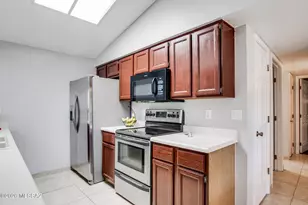 978 W Lockwood Ln, Tucson, AZ 85704 - Photo 13