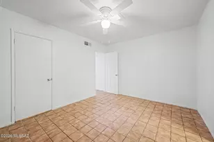 6619 E Scarlett St, Tucson, AZ 85710 - Photo 19