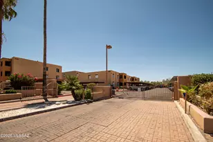 1810 E Blacklidge Dr, Tucson, AZ 85719 - Photo 27