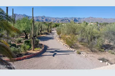 7944 E Cloud Road, Tucson, AZ 85750 - Photo 3
