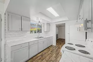 8965 E 35th Cir, Tucson, AZ 85710 - Photo 11