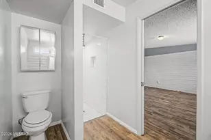 8965 E 35th Cir, Tucson, AZ 85710 - Photo 17