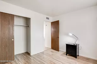 1921 W La Osa Dr, Tucson, AZ 85705 - Photo 13