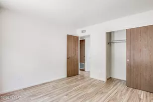1921 W La Osa Dr, Tucson, AZ 85705 - Photo 17