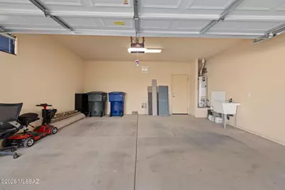 10446 E Sara Scarlet Loop, Tucson, AZ 85747 - Photo 29