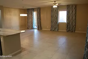 11704 W Boll Bloom Dr, Marana, AZ 85653 - Photo 3