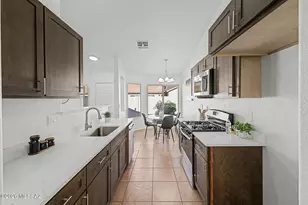 7511 S Brackenbury Dr, Tucson, AZ 85746 - Photo 9